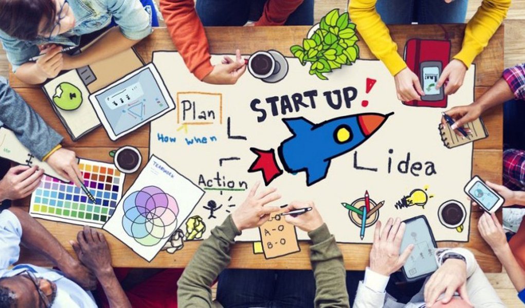 A aceleradora SEVNA Seed está com inscrições abertas para o terceiro ciclo de seu programa de aceleração de startups; a aceleradora, fundada por empresários com atuação nacional na área de Tecnologia da Informação, busca empreendedores do Brasil e do exterior que possuam um projeto de startup de base tecnológica, mesmo que ainda esteja em estágio inicial; de acordo com o CEO do SEVNA Seed, Ricardo Agostinho, a ideia é buscar "pessoas com ideias inovadoras, direcionadas para mercados com alto potencial de crescimento e, principalmente, que estejam abertas ao trabalho colaborativo" (Foto: Leonardo Lucena) A aceleradora SEVNA Seed está com inscrições abertas para o terceiro ciclo de seu programa de aceleração de startups; a aceleradora, fundada por empresários com atuação nacional na área de Tecnologia da Informação, busca empreendedores do Brasil e do exterior que possuam um projeto de startup de base tecnológica, mesmo que ainda esteja em estágio inicial; de acordo com o CEO do SEVNA Seed, Ricardo Agostinho, a ideia é buscar "pessoas com ideias inovadoras, direcionadas para mercados com alto potencial de crescimento e, principalmente, que estejam abertas ao trabalho colaborativo"