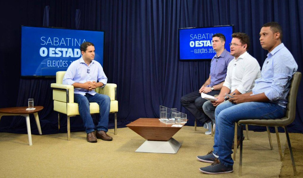 O prefeito de São Luís e candidato à reeleição, Edivaldo Holanda Junior PDT), enfatizou durante “Sabatina” do jornal O Estado do Maranhão os avanços e ações realizados em sua gestão, que tem como principal objetivo melhorar a qualidade de vida dos ludovicences; “Estamos transformando vidas com ações em toda a cidade”, observou ao responder questões sobre saúde, mobilidade urbana, educação, meio ambiente e infraestrutura (Foto: Leonardo Lucena) O prefeito de São Luís e candidato à reeleição, Edivaldo Holanda Junior PDT), enfatizou durante “Sabatina” do jornal O Estado do Maranhão os avanços e ações realizados em sua gestão, que tem como principal objetivo melhorar a qualidade de vida dos ludovicences; “Estamos transformando vidas com ações em toda a cidade”, observou ao responder questões sobre saúde, mobilidade urbana, educação, meio ambiente e infraestrutura
