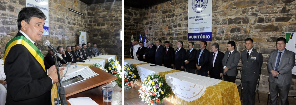 A Associação Comercial e Industrial de Parnaíba (ACPAR), no Porto das Barcas, recebeu a solenidade de Outorga da Ordem Estadual do Mérito Renascença do Piauí; a cerimônia é um dos eventos que marcam as comemorações do Dia do Piauí, celebrado nesta quarta-feira (19), data que marca a adesão do Estado à independência do Brasil; a solenidade contou com a presença do governador Wellington Dias, na oportunidade, o chefe do executivo assinou a autorização das obras de reforma do Mercado da Caramuru, com investimentos de R$ 8 milhões; a reforma e ampliação da orla da Praia da Pedra do Sal, em Parnaíba, com investimentos de R$ 9 milhões; e a conclusão da adutora do litoral, que recebe aporte financeiro de R$ 25 milhões (Foto: Leonardo Lucena) A Associação Comercial e Industrial de Parnaíba (ACPAR), no Porto das Barcas, recebeu a solenidade de Outorga da Ordem Estadual do Mérito Renascença do Piauí; a cerimônia é um dos eventos que marcam as comemorações do Dia do Piauí, celebrado nesta quarta-feira (19), data que marca a adesão do Estado à independência do Brasil; a solenidade contou com a presença do governador Wellington Dias, na oportunidade, o chefe do executivo assinou a autorização das obras de reforma do Mercado da Caramuru, com investimentos de R$ 8 milhões; a reforma e ampliação da orla da Praia da Pedra do Sal, em Parnaíba, com investimentos de R$ 9 milhões; e a conclusão da adutora do litoral, que recebe aporte financeiro de R$ 25 milhões