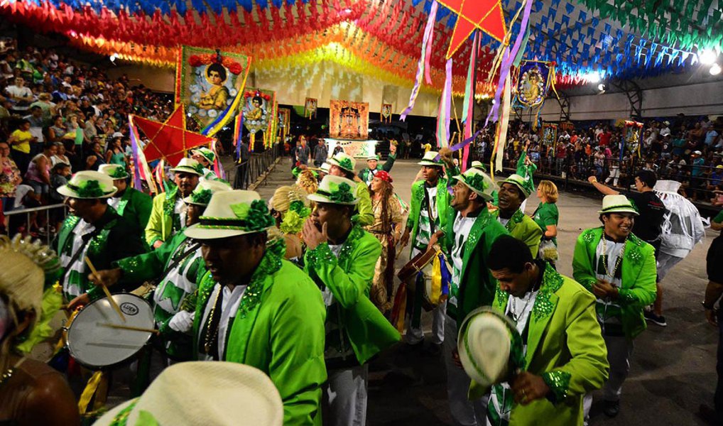 Organização das festas de São João no Recife, que ocorre entre os dias 16 e junho e 2 de julho, precisou de criatividade e do fechamento de polos festivos para driblar a redução de orçamento deste ano; prefeitura informou que R$ 4 milhões foram destinados ao evento, redução de 60% em relação aos recursos liberados no ano passado (R$ 10 milhões) (Foto: Paulo Emílio) Organização das festas de São João no Recife, que ocorre entre os dias 16 e junho e 2 de julho, precisou de criatividade e do fechamento de polos festivos para driblar a redução de orçamento deste ano; prefeitura informou que R$ 4 milhões foram destinados ao evento, redução de 60% em relação aos recursos liberados no ano passado (R$ 10 milhões)