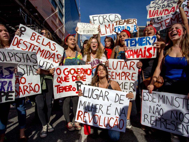 A relação entre o patriarcado e o ultra liberalismo econômico se mostra com muito vigor no atual contexto golpista fascista, altamente explicitado pelo fundamentalismo do congresso nacional, em especial da câmara dos deputados (Foto: Eleonora Menicucci) A relação entre o patriarcado e o ultra liberalismo econômico se mostra com muito vigor no atual contexto golpista fascista, altamente explicitado pelo fundamentalismo do congresso nacional, em especial da câmara dos deputados