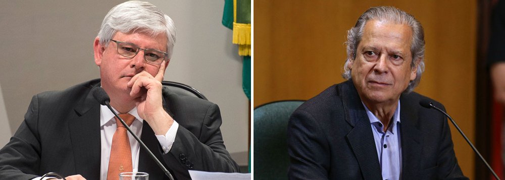 Parecer do procurador-geral da República, Rodrigo Janot, enviado ao Supremo Tribunal Federal sugere a extinção da pena impetrada contra o ex-ministro na Ação Penal 470; José Dirceu foi condenado a 7 anos e 11 meses de prisão; decisão caberá agora ao ministro Luís Roberto Barroso, relator dos processos do 'mensalão' na corte (Foto: Gisele Federicce) Parecer do procurador-geral da República, Rodrigo Janot, enviado ao Supremo Tribunal Federal sugere a extinção da pena impetrada contra o ex-ministro na Ação Penal 470; José Dirceu foi condenado a 7 anos e 11 meses de prisão; decisão caberá agora ao ministro Luís Roberto Barroso, relator dos processos do 'mensalão' na corte