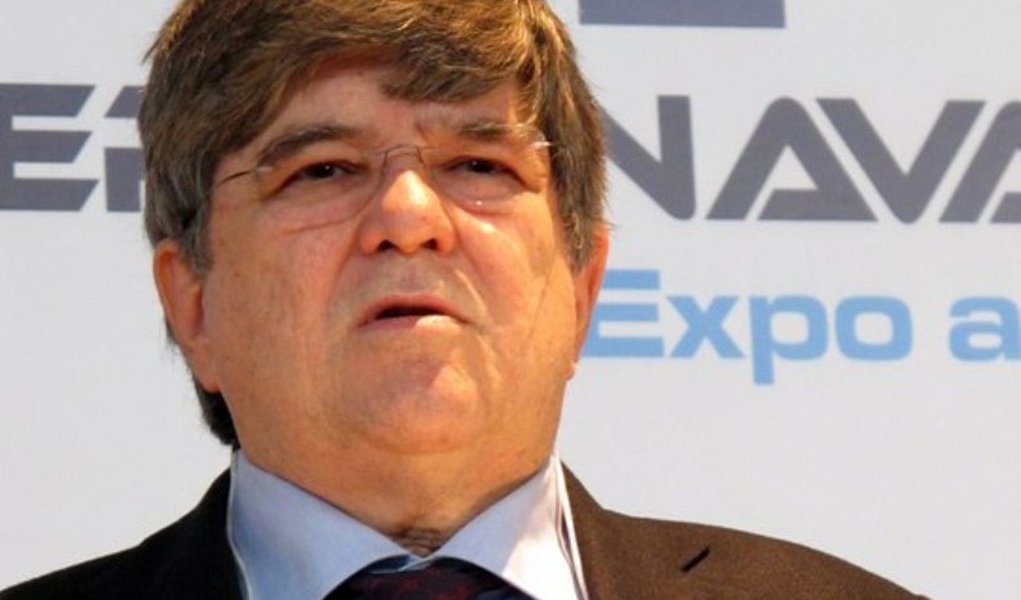 Sergio Firmeza Machado, que até abril deste ano era diretor do Credit Suisse no Brasil, se comprometeu a garantir R$ 27,7 milhões do total de R$ 75 milhões da multa do ex-presidente da Transpetro no acordo firmado com a Lava Jato; ele informou à Receita Federal ter bens avaliados em R$ 139 milhões ao fim de 2015 e renda bruta tributável de R$ 48,4 milhões por seu trabalho no banco, sendo que R$ 13,2 milhões foram retidos como IR na fonte (Foto: Roberta Namour) Sergio Firmeza Machado, que até abril deste ano era diretor do Credit Suisse no Brasil, se comprometeu a garantir R$ 27,7 milhões do total de R$ 75 milhões da multa do ex-presidente da Transpetro no acordo firmado com a Lava Jato; ele informou à Receita Federal ter bens avaliados em R$ 139 milhões ao fim de 2015 e renda bruta tributável de R$ 48,4 milhões por seu trabalho no banco, sendo que R$ 13,2 milhões foram retidos como IR na fonte
