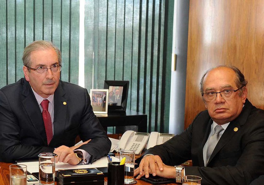 Como renunciou à presidência da Câmara, deputado afastado Eduardo Cunha (PMDB-RJ) terá as duas ações penais contra ele julgadas pela Segunda Turma da Corte e não mais pelo plenário; grupo é formado por cinco ministros da corte, presididos por Gilmar Mendes; nos processos, Cunha é acusado de receber US$ 5 milhões de propina em um contrato de exploração da Petrobras no Benin, na África, e de ter contas não declaradas na Suíça (Foto: Aquiles Lins) Como renunciou à presidência da Câmara, deputado afastado Eduardo Cunha (PMDB-RJ) terá as duas ações penais contra ele julgadas pela Segunda Turma da Corte e não mais pelo plenário; grupo é formado por cinco ministros da corte, presididos por Gilmar Mendes; nos processos, Cunha é acusado de receber US$ 5 milhões de propina em um contrato de exploração da Petrobras no Benin, na África, e de ter contas não declaradas na Suíça