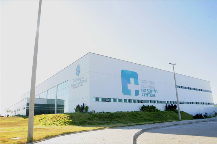Até a abertura completa para o público, o Hospital Regional do Sertão Central, em Quixeramobim, vai passar por várias etapas. Até o final do mês, serão validadas as condições de usabilidade da infraestrutura e dos equipamentos. Em outubro, serão iniciados os atendimentos em ambulatório e a realização de exames. A previsão de pleno funcionamento é para maio de 2017 (Foto: Rodrigo Rocha) Até a abertura completa para o público, o Hospital Regional do Sertão Central, em Quixeramobim, vai passar por várias etapas. Até o final do mês, serão validadas as condições de usabilidade da infraestrutura e dos equipamentos. Em outubro, serão iniciados os atendimentos em ambulatório e a realização de exames. A previsão de pleno funcionamento é para maio de 2017