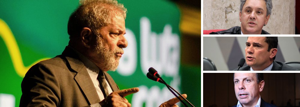 A defesa do ex-presidente Luiz Inácio Lula da Silva protocolou, nesta quarta-feira, um pedido de suspeição do desembargador João Pedro Gebran Neto, que tem julgado, em segunda instância, os recursos apresentados contra decisões do juiz Sergio Moro, condutor da Lava Jato; os advogados alegam que Gebran Neto se negou a esclarecer se mantém ou não relações de amizade íntima, ou até mesmo de apadrinhamento, com Moro; a defesa também pediu a redistribuição do pedido de suspeição do Moro, em que se alega que ele teria participado de um evento com João Doria Júnior, que concorreu à prefeitura de São Paulo pelo PSDB, venceu a disputa e depois passou a dizer que visitaria Lula em Curitiba (Foto: Leonardo Attuch) A defesa do ex-presidente Luiz Inácio Lula da Silva protocolou, nesta quarta-feira, um pedido de suspeição do desembargador João Pedro Gebran Neto, que tem julgado, em segunda instância, os recursos apresentados contra decisões do juiz Sergio Moro, condutor da Lava Jato; os advogados alegam que Gebran Neto se negou a esclarecer se mantém ou não relações de amizade íntima, ou até mesmo de apadrinhamento, com Moro; a defesa também pediu a redistribuição do pedido de suspeição do Moro, em que se alega que ele teria participado de um evento com João Doria Júnior, que concorreu à prefeitura de São Paulo pelo PSDB, venceu a disputa e depois passou a dizer que visitaria Lula em Curitiba