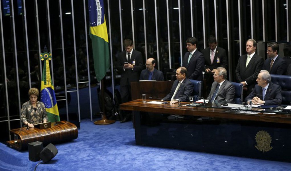 "Não vale a pena perder amigos ou se afastar de familiares por causa de política". Desculpem-me pela frieza, mas vale a pena, sim. Mais do que isso: é fundamental perder amigos e se afastar de parentes (Foto: Reinaldo Del Dotore) "Não vale a pena perder amigos ou se afastar de familiares por causa de política". Desculpem-me pela frieza, mas vale a pena, sim. Mais do que isso: é fundamental perder amigos e se afastar de parentes