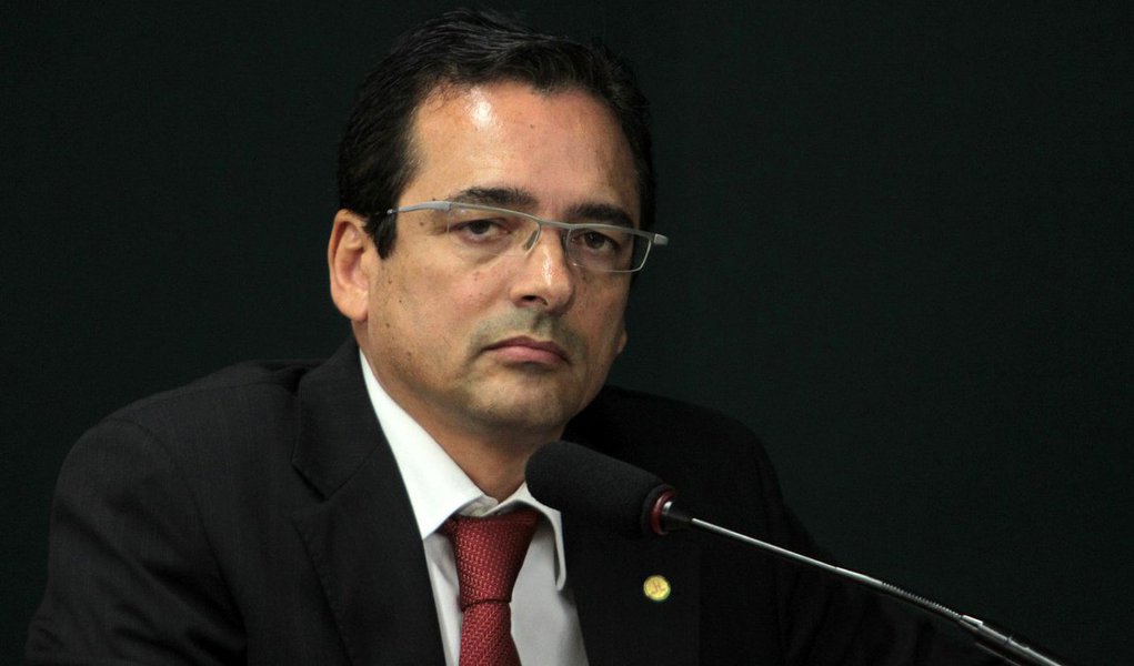 Justiça desbloqueou, no último dia 8, os ativos do Opportunity, de Daniel Dantas, travados na Operação Satiagraha, da PF; a ação foi anulada pelo STJ e pelo STF, por ilegalidades na condução da coleta de provas; com a decisão, a Satiagraha acabou; no ano passado, o STF condenou o ex-delegado da PF responsável pela operação, Protógenes Queiroz, a 2,6 anos de reclusão por violação de sigilo funcional por contas das irregularidades que teriam sido cometidas ao longo da investigação (Foto: Roberta Namour) Justiça desbloqueou, no último dia 8, os ativos do Opportunity, de Daniel Dantas, travados na Operação Satiagraha, da PF; a ação foi anulada pelo STJ e pelo STF, por ilegalidades na condução da coleta de provas; com a decisão, a Satiagraha acabou; no ano passado, o STF condenou o ex-delegado da PF responsável pela operação, Protógenes Queiroz, a 2,6 anos de reclusão por violação de sigilo funcional por contas das irregularidades que teriam sido cometidas ao longo da investigação