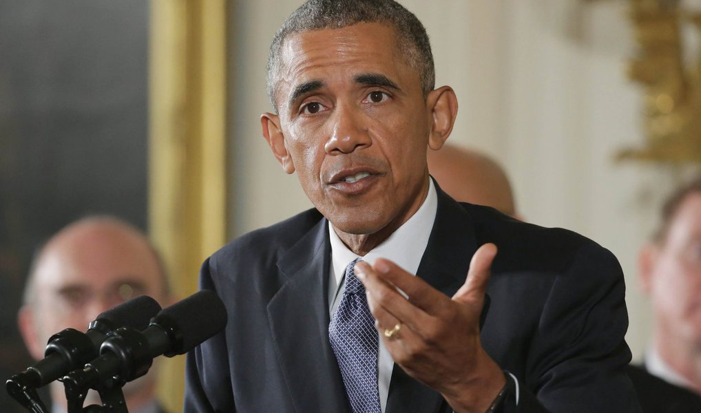 O presidente dos Estados Unidos, Barack Obama, disse que a decisão da Suprema Corte de vetar o plano de imigração de seu governo "é devastadora" para milhões de cidadãos; a proposta de Obama, anunciada em novembro de 2014, visava impedir a deportação de 4 milhões de imigrantes ilegais do país (Foto: Gisele Federicce) O presidente dos Estados Unidos, Barack Obama, disse que a decisão da Suprema Corte de vetar o plano de imigração de seu governo "é devastadora" para milhões de cidadãos; a proposta de Obama, anunciada em novembro de 2014, visava impedir a deportação de 4 milhões de imigrantes ilegais do país