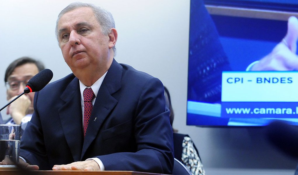 Ministério Público Federal pediu a condenação do pecuarista José Carlos Bumlai, que foi preso na Operação Passe Livre, um dos desdobramentos da Lava Jato, pelos crimes de lavagem de dinheiro, gestão fraudulenta e corrupção referentes a um empréstimo de R$ 12 milhões feito pelo banco Schahin, em 2004, que teve o PT como destinatário final; além de Bumlai, o MPF pediu a condenação de mais oito investigados e a devolução de R$ 53,5 milhões (Foto: Paulo Emílio) Ministério Público Federal pediu a condenação do pecuarista José Carlos Bumlai, que foi preso na Operação Passe Livre, um dos desdobramentos da Lava Jato, pelos crimes de lavagem de dinheiro, gestão fraudulenta e corrupção referentes a um empréstimo de R$ 12 milhões feito pelo banco Schahin, em 2004, que teve o PT como destinatário final; além de Bumlai, o MPF pediu a condenação de mais oito investigados e a devolução de R$ 53,5 milhões