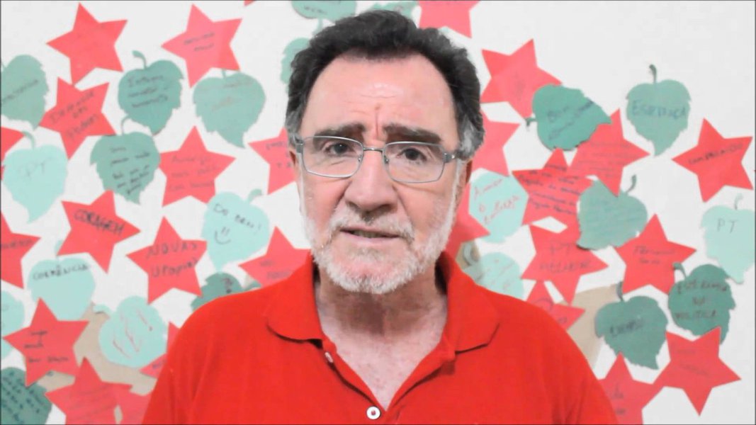 Em entrevista à Agência PT, ministro do Desenvolvimento Agrário do governo Dilma aborda a extinção do MDA, cortes no Bolsa Família, entre outros retrocessos; "Estou convencido, com base nos fatos, que nós tivemos no Brasil um golpe contra a democracia para atingir os pobres, para penalizar os pobres e reduzir, senão eliminar, as políticas públicas sociais voltadas para os pobres, trabalhadores e trabalhadoras de baixa renda, que nós tivemos no Brasil, especialmente nos últimos anos, nos governos Lula e Dilma", afirmou Patrus Ananias (Foto: Fatima 247) Em entrevista à Agência PT, ministro do Desenvolvimento Agrário do governo Dilma aborda a extinção do MDA, cortes no Bolsa Família, entre outros retrocessos; "Estou convencido, com base nos fatos, que nós tivemos no Brasil um golpe contra a democracia para atingir os pobres, para penalizar os pobres e reduzir, senão eliminar, as políticas públicas sociais voltadas para os pobres, trabalhadores e trabalhadoras de baixa renda, que nós tivemos no Brasil, especialmente nos últimos anos, nos governos Lula e Dilma", afirmou Patrus Ananias