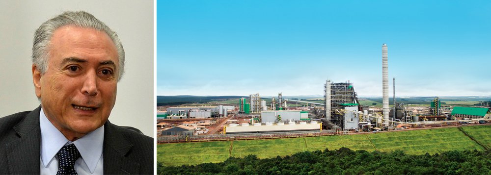 Segundo o jornalista Esmael Morais, o presidente interino confirmou viagem para o município de Telêmaco Borba, para inaugurar nova fábrica da Klabin; "Quanto à viagem ao Paraná, símbolo do golpe, trata-se de evento para inaugurar fábrica em Ortigueira iniciada com Lula e concluída sob Dilma (a sede da empresa fica em Telêmaco, mas a unidade fabril no município vizinho)", escreve Esmael, em seu site (Foto: Gisele Federicce) Segundo o jornalista Esmael Morais, o presidente interino confirmou viagem para o município de Telêmaco Borba, para inaugurar nova fábrica da Klabin; "Quanto à viagem ao Paraná, símbolo do golpe, trata-se de evento para inaugurar fábrica em Ortigueira iniciada com Lula e concluída sob Dilma (a sede da empresa fica em Telêmaco, mas a unidade fabril no município vizinho)", escreve Esmael, em seu site