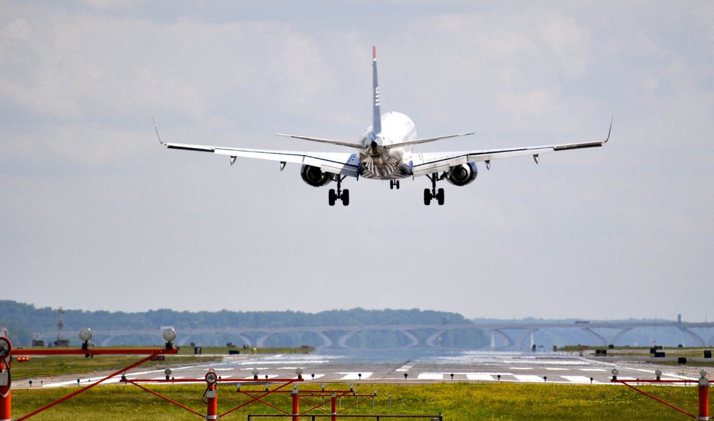 Câmara dos Deputados aprovou a elevação para 100 % do limite de participação estrangeira em companhias aéreas brasileiras, por meio de emenda à medida provisória 714; a matéria ainda precisa ser analisada no Senado (Foto: Paulo Emílio) Câmara dos Deputados aprovou a elevação para 100 % do limite de participação estrangeira em companhias aéreas brasileiras, por meio de emenda à medida provisória 714; a matéria ainda precisa ser analisada no Senado