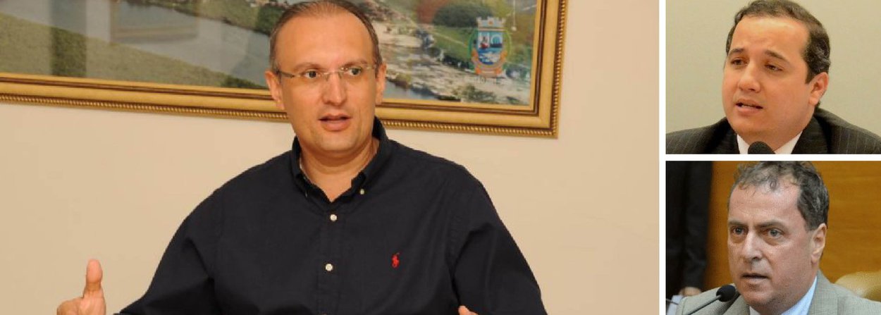 O PDT, partido comandado em Sergipe pelo prefeito Fábio Henrique, anuncia nesta quinta (7) a sua posição nas disputas eleitorais em Aracaju, Nossa Senhora do Socorro e São Cristóvão; na capital, a sigla apoiará o nome do pré-candidato a prefeito do PSB, Valadares Filho; em Socorro, o partido abrirá mão da pré-candidatura de Cleverton Siqueira para apoiar o ex-deputado estadual Zé Franco (PSDB); já em São Cristóvão, o PDT lançará o ex-secretário do Turismo e do Esporte, Adilson Júnior, a prefeito do município (Foto: Valter Lima) O PDT, partido comandado em Sergipe pelo prefeito Fábio Henrique, anuncia nesta quinta (7) a sua posição nas disputas eleitorais em Aracaju, Nossa Senhora do Socorro e São Cristóvão; na capital, a sigla apoiará o nome do pré-candidato a prefeito do PSB, Valadares Filho; em Socorro, o partido abrirá mão da pré-candidatura de Cleverton Siqueira para apoiar o ex-deputado estadual Zé Franco (PSDB); já em São Cristóvão, o PDT lançará o ex-secretário do Turismo e do Esporte, Adilson Júnior, a prefeito do município
