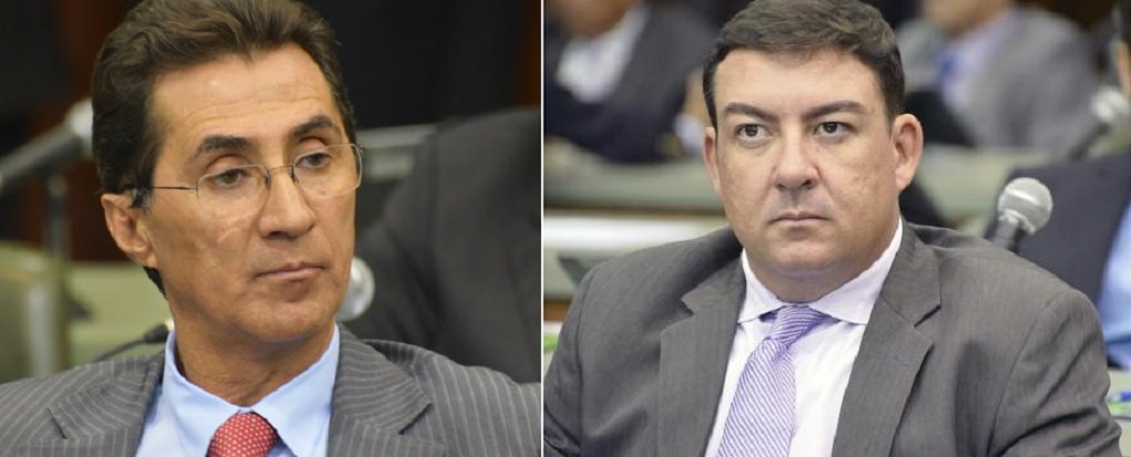 Disputa pela presidência da Casa deve ser antecipada para este mês e deputados começam articulação; dois deputados da base aliada disputam o cargo: José Vitti (PSDB), que é o líder do governo, e Francisco Oliveira, também do PSDB. Vitti teria leve favoritismo, mas Chiquinho é conhecido por ser grande articulador e bom no trato pessoal, onde levaria vantagem contra Vitti (Foto: José Barbacena) Disputa pela presidência da Casa deve ser antecipada para este mês e deputados começam articulação; dois deputados da base aliada disputam o cargo: José Vitti (PSDB), que é o líder do governo, e Francisco Oliveira, também do PSDB. Vitti teria leve favoritismo, mas Chiquinho é conhecido por ser grande articulador e bom no trato pessoal, onde levaria vantagem contra Vitti