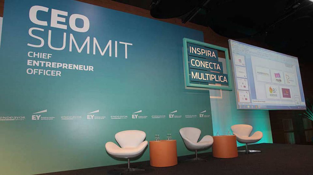 São Paulo recebe o CEO Summit, um dos principais encontros de empreendedorismo do Brasil; após passar por quatro capitais, a última edição do ano discute a importância do protagonismo, por meio do tema Se você quer que as coisas mudem, faça a mudança acontecer; no evento, empreendedores, investidores e executivos se reunirão para compartilhar histórias, insights de negócio, além de discutir melhores práticas, estratégias de gestão e tendências de mercado; o CEO Summit São Paulo será transmitido em tempo real por meio do site da Endeavor (Foto: Leonardo Lucena) São Paulo recebe o CEO Summit, um dos principais encontros de empreendedorismo do Brasil; após passar por quatro capitais, a última edição do ano discute a importância do protagonismo, por meio do tema Se você quer que as coisas mudem, faça a mudança acontecer; no evento, empreendedores, investidores e executivos se reunirão para compartilhar histórias, insights de negócio, além de discutir melhores práticas, estratégias de gestão e tendências de mercado; o CEO Summit São Paulo será transmitido em tempo real por meio do site da Endeavor
