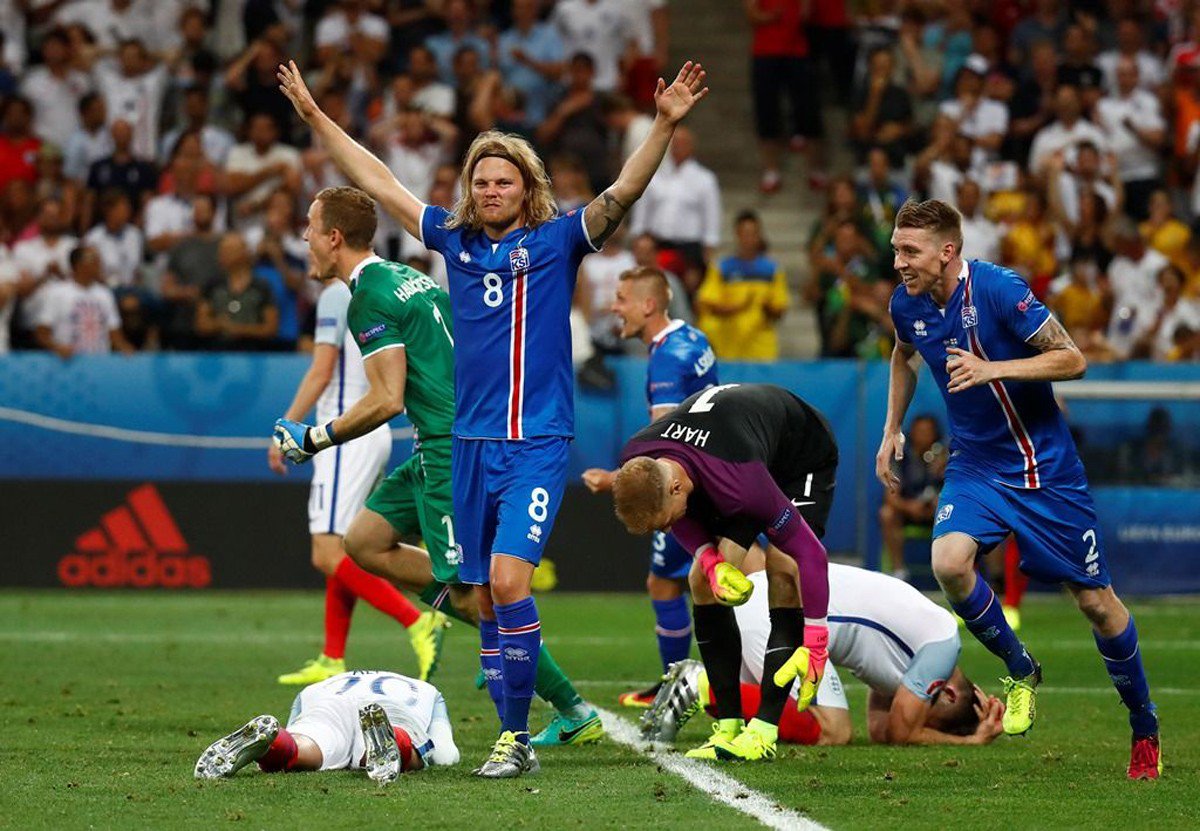 A Islândia causou uma das maiores surpresas na história da Eurocopa ao vencer de virada a Inglaterra por 2 x 1, nesta segunda-feira (27), e agora enfrentará a anfitriã França nas quartas de final (Foto: Romulo Faro) A Islândia causou uma das maiores surpresas na história da Eurocopa ao vencer de virada a Inglaterra por 2 x 1, nesta segunda-feira (27), e agora enfrentará a anfitriã França nas quartas de final