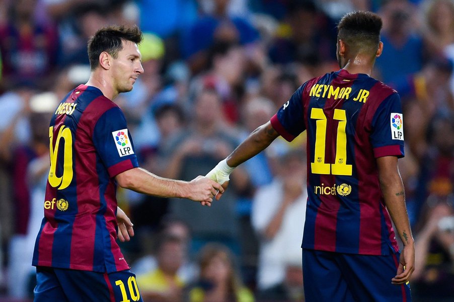 "Se formos falar do melhor, é Leo Messi. Neymar está a caminho de se tornar o próximo melhor", disse ao jornal Times o meia Ivan Rakitic, companheiro dos atacantes no Barcelona (Foto: Gisele Federicce) "Se formos falar do melhor, é Leo Messi. Neymar está a caminho de se tornar o próximo melhor", disse ao jornal Times o meia Ivan Rakitic, companheiro dos atacantes no Barcelona