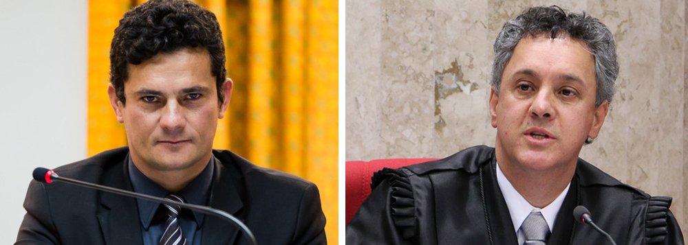 Advogados do ex-presidente Lula questionam na Justiça o grau de proximidade entre o juiz Sérgio Moro e o desembargador João Pedro Gebran Neto, do TRF-4, que julga os processos da Lava Jato em segunda instância; no pedido de suspeição contra Gebran Neto, a defesa de Lula quer saber se Moro é padrinho de batismo dos filhos de Gebran; também questionam se os julgadores foram padrinhos de casamento um do outro; advogados Roberto Teixeira, José Roberto Batochio, Cristiano Zanin Martins e Juarez Cirino dos Santos destacam a necessidade de transparência no devido processo legal (Foto: Aquiles Lins) Advogados do ex-presidente Lula questionam na Justiça o grau de proximidade entre o juiz Sérgio Moro e o desembargador João Pedro Gebran Neto, do TRF-4, que julga os processos da Lava Jato em segunda instância; no pedido de suspeição contra Gebran Neto, a defesa de Lula quer saber se Moro é padrinho de batismo dos filhos de Gebran; também questionam se os julgadores foram padrinhos de casamento um do outro; advogados Roberto Teixeira, José Roberto Batochio, Cristiano Zanin Martins e Juarez Cirino dos Santos destacam a necessidade de transparência no devido processo legal