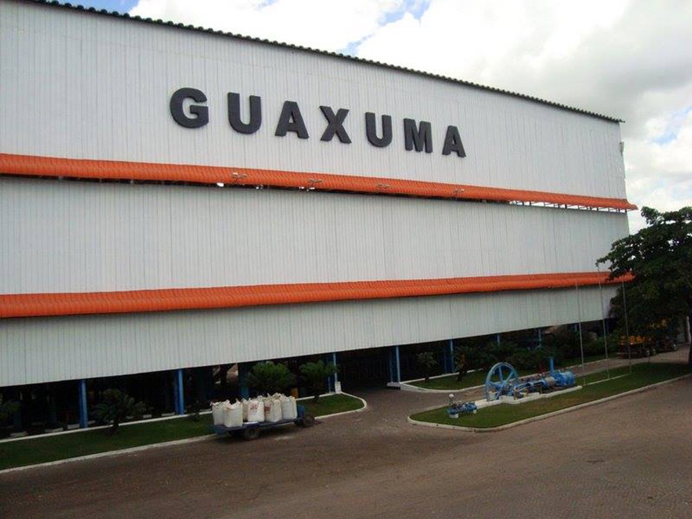 O governo de Alagoas, através do Instituto de Terras e Reforma Agrária (Iteral), durante audiência de reintegração de posse da Usina Guaxuma, localizada em Coruripe, e que é parte da massa falida do ex-deputado federal e usineiro João Lyra, conseguiu firmar um acordo que beneficia milhares de famílias ligadas aos movimentos sociais; 1.500 hectares serão cedidos para reforma agrária (Foto: Voney Malta) O governo de Alagoas, através do Instituto de Terras e Reforma Agrária (Iteral), durante audiência de reintegração de posse da Usina Guaxuma, localizada em Coruripe, e que é parte da massa falida do ex-deputado federal e usineiro João Lyra, conseguiu firmar um acordo que beneficia milhares de famílias ligadas aos movimentos sociais; 1.500 hectares serão cedidos para reforma agrária