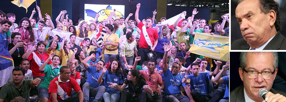 Direção municipal do PSDB cogita fazer uma intervenção na Juventude do partido; Executiva jovem tem se recusado a apoiar a pré-candidatura de João Doria à Prefeitura de São Paulo e organizou, no último sábado (18), um ato intitulado "O PSDB que queremos", conduzido pelos senadores José Aníbal e Aloysio Nunes Ferreira, opositores ao empresário; em um grupo de WhatsApp, o presidente do partido, Mario Covas Neto, classificou o grupo de "juventude rebelde, traidora e comandada por interesses pessoais" (Foto: Roberta Namour) Direção municipal do PSDB cogita fazer uma intervenção na Juventude do partido; Executiva jovem tem se recusado a apoiar a pré-candidatura de João Doria à Prefeitura de São Paulo e organizou, no último sábado (18), um ato intitulado "O PSDB que queremos", conduzido pelos senadores José Aníbal e Aloysio Nunes Ferreira, opositores ao empresário; em um grupo de WhatsApp, o presidente do partido, Mario Covas Neto, classificou o grupo de "juventude rebelde, traidora e comandada por interesses pessoais"