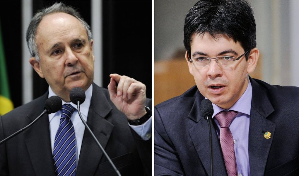 Senadores Cristovam Buarque (PPS-DF) e Randolfe Rodrigues (Rede-AP) protocolaram na Procuradoria-Geral da República pedido para ter acesso ao inteiro teor dos pedidos de prisão de Renan Calheiros (PMDB-AL), Romero Jucá (PMDB-RR) e do ex-presidente José Sarney; eles acreditam que a exposição dos motivos do pedido de prisão poderiam mostrar alguma correlação com o desengavetamento do projeto de lei que criminaliza posturas de abuso de autoridade; Renan afirmou que colocará em votação no Senado antes do recesso parlamentar de julho (Foto: Aquiles Lins) Senadores Cristovam Buarque (PPS-DF) e Randolfe Rodrigues (Rede-AP) protocolaram na Procuradoria-Geral da República pedido para ter acesso ao inteiro teor dos pedidos de prisão de Renan Calheiros (PMDB-AL), Romero Jucá (PMDB-RR) e do ex-presidente José Sarney; eles acreditam que a exposição dos motivos do pedido de prisão poderiam mostrar alguma correlação com o desengavetamento do projeto de lei que criminaliza posturas de abuso de autoridade; Renan afirmou que colocará em votação no Senado antes do recesso parlamentar de julho