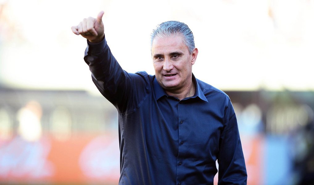 Técnico mais vitorioso do futebol brasileiro nos últimos anos, Tite foi confirmado nesta quarta-feira como novo comandante do Brasil, com a missão de recuperar a equipe após maus resultados e vexames históricos; o técnico do Corinthians, porém, não vai treinar a seleção brasileira nos Jogos Rio 2016 (Foto: Gisele Federicce) Técnico mais vitorioso do futebol brasileiro nos últimos anos, Tite foi confirmado nesta quarta-feira como novo comandante do Brasil, com a missão de recuperar a equipe após maus resultados e vexames históricos; o técnico do Corinthians, porém, não vai treinar a seleção brasileira nos Jogos Rio 2016