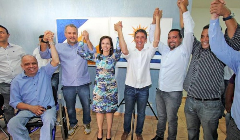 Democratas anunciou nesta quarta-feira, 27, que retirou a pré-candidatura a prefeito do radialista Marcão Poggio para declarar apoio ao pré-candidato a prefeito Raul Filho (PR); DEM indicou o nome de Marcão para ser o vice-prefeito na futura chapa; "Chegamos a conclusão que Raul Filho seria o melhor nome para compormos por ter situações que mais se assemelham aos Democratas", afirmou o radialista (Foto: Aquiles Lins) Democratas anunciou nesta quarta-feira, 27, que retirou a pré-candidatura a prefeito do radialista Marcão Poggio para declarar apoio ao pré-candidato a prefeito Raul Filho (PR); DEM indicou o nome de Marcão para ser o vice-prefeito na futura chapa; "Chegamos a conclusão que Raul Filho seria o melhor nome para compormos por ter situações que mais se assemelham aos Democratas", afirmou o radialista