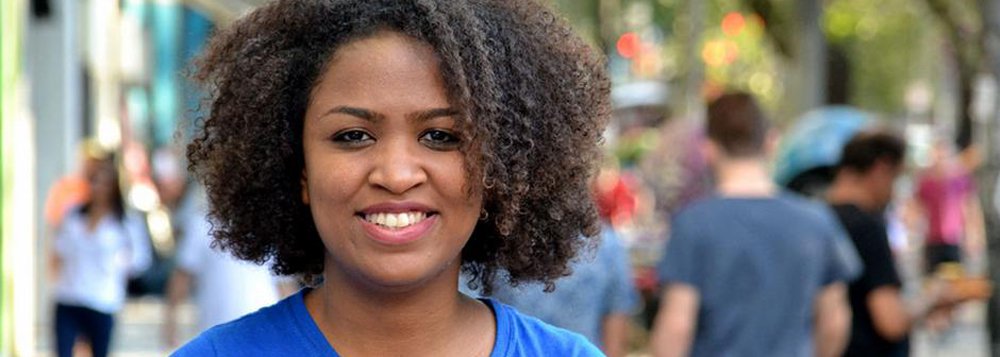 "A nossa pauta agora é o 'Fora, Temer' e 'Diretas Já'", define Moara Correa, que assume temporariamente a presidência da União Nacional dos Estudantes (UNE); a organização responsabiliza o governo Temer por cortes na educação que colocam em risco a universidade pública (Foto: Gisele Federicce) "A nossa pauta agora é o 'Fora, Temer' e 'Diretas Já'", define Moara Correa, que assume temporariamente a presidência da União Nacional dos Estudantes (UNE); a organização responsabiliza o governo Temer por cortes na educação que colocam em risco a universidade pública