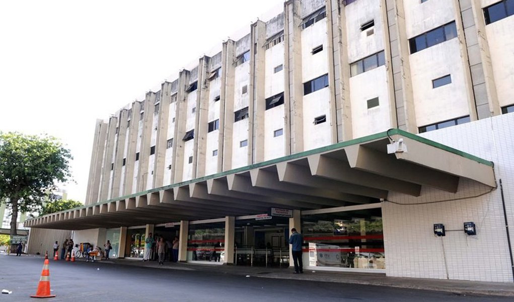 No governo Rollemberg o caos se instalou na saúde pública. A família brasiliense, especialmente as mais humildes que não têm condições de arcar com as despesas de hospitais e médicos particulares estão tomadas pelo pânico (Foto: Chico Vigilante) No governo Rollemberg o caos se instalou na saúde pública. A família brasiliense, especialmente as mais humildes que não têm condições de arcar com as despesas de hospitais e médicos particulares estão tomadas pelo pânico