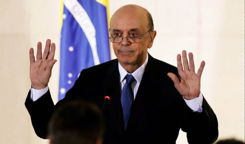 Ministro José Serra disse que é indiscutível a existência de um fator positivo das expectativas com relação à economia brasileira que contribui para que as melhoras se realizem; "Ou seja, acreditar que a economia vai bem ou mal faz com que isso se torne realidade no sentido de decisões de investimentos como o gasto do consumidor que ainda tem dinheiro para gastar. Quando a incerteza predomina, as pessoas postergam suas despesas. O Brasil viveu isso de maneira didática de 2015 para cá", disse (Foto: Paulo Emílio) Ministro José Serra disse que é indiscutível a existência de um fator positivo das expectativas com relação à economia brasileira que contribui para que as melhoras se realizem; "Ou seja, acreditar que a economia vai bem ou mal faz com que isso se torne realidade no sentido de decisões de investimentos como o gasto do consumidor que ainda tem dinheiro para gastar. Quando a incerteza predomina, as pessoas postergam suas despesas. O Brasil viveu isso de maneira didática de 2015 para cá", disse