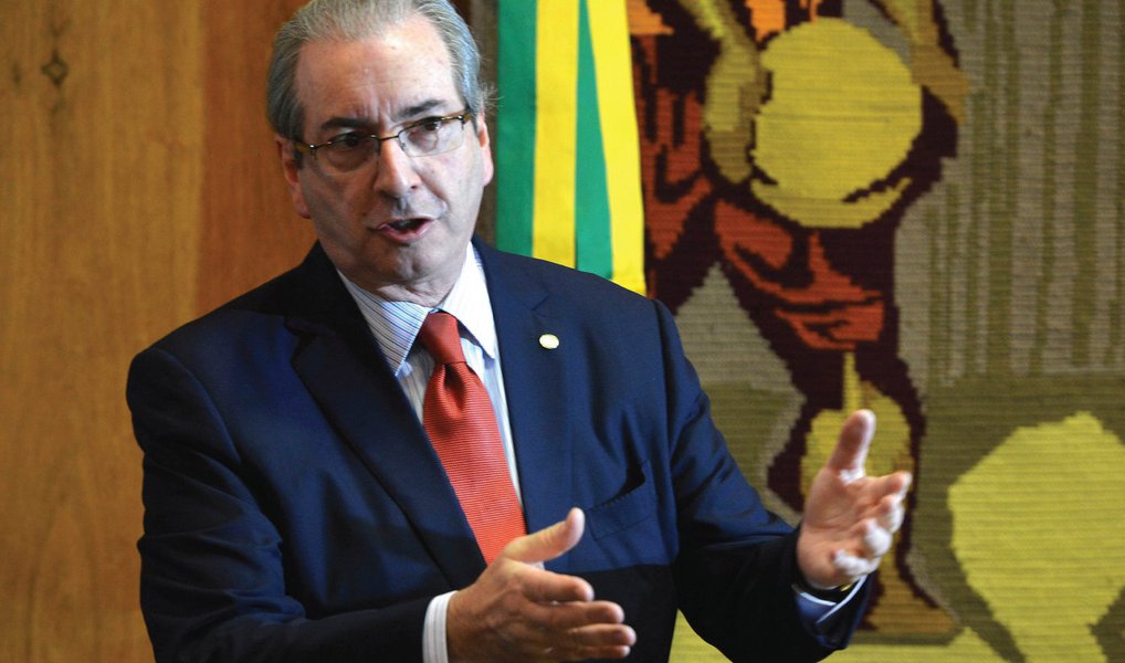 O relator do processo contra Eduardo Cunha, Marcos Rogério, estima que o plenário da Câmara receba o processo de cassação do presidente afastado da Câmara em 15 dias; se o atual presidente da Casa, Waldir Maranhão, não demorar a pautá-lo, Cunha pode ser cassado já no começo de julho (Foto: Valter Lima) O relator do processo contra Eduardo Cunha, Marcos Rogério, estima que o plenário da Câmara receba o processo de cassação do presidente afastado da Câmara em 15 dias; se o atual presidente da Casa, Waldir Maranhão, não demorar a pautá-lo, Cunha pode ser cassado já no começo de julho