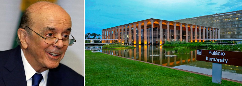 Em editorial, jornal diz que "são evidentes os sinais de cálculo eleitoral nessa diplomacia inflexível" de José Serra, "em tudo distante da condescendência característica dos governos antecessores"; "Nesse intuito, o chanceler ameaça os bem-vindos, embora tardios, esforços do Itamaraty para facilitar o diálogo entre governo e oposição na Venezuela. Mais relevante, põe em risco a longa tradição da política externa brasileira, discreta, conciliadora e não intervencionista", critica o texto (Foto: Gisele Federicce) Em editorial, jornal diz que "são evidentes os sinais de cálculo eleitoral nessa diplomacia inflexível" de José Serra, "em tudo distante da condescendência característica dos governos antecessores"; "Nesse intuito, o chanceler ameaça os bem-vindos, embora tardios, esforços do Itamaraty para facilitar o diálogo entre governo e oposição na Venezuela. Mais relevante, põe em risco a longa tradição da política externa brasileira, discreta, conciliadora e não intervencionista", critica o texto