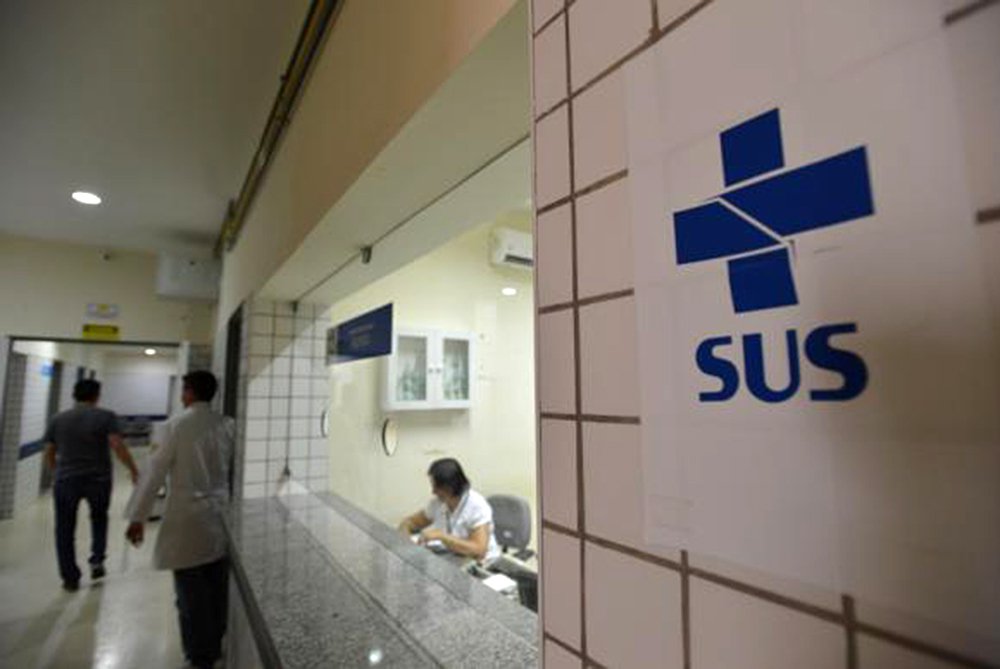 A Polícia Federal descobriu que verbas públicas do SUS-MA bancaram restaurante de luxo, especializado em venda de vinhos, em São Luís; segundo relatório da Operação Sermão dos Peixes, um cheque de R$ 15.482,55 com a assinatura de Benedito Silva Carvalho, um dos gestores da organização social Instituto Cidadania e Natureza (ICN), foi sacado da conta bancária da OS para pagar a casa de vinhos OAK by EXPAND; a operação apura o desvio de recursos públicos federais do Fundo Nacional de Saúde, destinados ao SUS-MA, durante a gestão de Ricardo Murad, cunhado da ex-governadora Roseana Sarney (PMDB), na Secretaria de Saúde do estado (Foto: Leonardo Lucena) A Polícia Federal descobriu que verbas públicas do SUS-MA bancaram restaurante de luxo, especializado em venda de vinhos, em São Luís; segundo relatório da Operação Sermão dos Peixes, um cheque de R$ 15.482,55 com a assinatura de Benedito Silva Carvalho, um dos gestores da organização social Instituto Cidadania e Natureza (ICN), foi sacado da conta bancária da OS para pagar a casa de vinhos OAK by EXPAND; a operação apura o desvio de recursos públicos federais do Fundo Nacional de Saúde, destinados ao SUS-MA, durante a gestão de Ricardo Murad, cunhado da ex-governadora Roseana Sarney (PMDB), na Secretaria de Saúde do estado