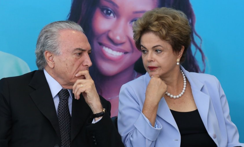 Pesando tudo, melhor seria ficar como estamos: Fora Temer e defesa dos direitos, na perspectiva de reconquistar a presidência derrotando o impeachment no Senado. Caso ganhemos, teremos até 2018 para criar as condições de vitória em novas eleições presidenciais. E, caso percamos, faremos oposição ao governo golpista na perspectiva de vencer as eleições de 2018 (Foto: Valter Pomar) Pesando tudo, melhor seria ficar como estamos: Fora Temer e defesa dos direitos, na perspectiva de reconquistar a presidência derrotando o impeachment no Senado. Caso ganhemos, teremos até 2018 para criar as condições de vitória em novas eleições presidenciais. E, caso percamos, faremos oposição ao governo golpista na perspectiva de vencer as eleições de 2018