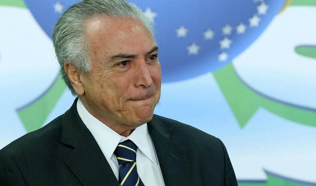 Lei de Responsabilidade das Estatais estabelece regras para a nomeação de dirigentes e integrantes do conselho de administração de empresas estatais; apesar dos vetos, Michel Temer manteve pontos considerados polêmicos, como o que proíbe que pessoas com atuação partidária ou que estejam em cargos políticos ocupem postos de direção das estatais; a restrição limita indicações políticas para o comando das estatais e foi alvo de impasse durante a tramitação da proposta no Congresso; entre os itens vetados, está um trecho do Artigo 13 da lei, que proíbe a acumulação de cargos de diretor ou de diretor presidente e de membro do conselho de administração pela mesma pessoa, mesmo que interinamente (Foto: Roberta Namour) Lei de Responsabilidade das Estatais estabelece regras para a nomeação de dirigentes e integrantes do conselho de administração de empresas estatais; apesar dos vetos, Michel Temer manteve pontos considerados polêmicos, como o que proíbe que pessoas com atuação partidária ou que estejam em cargos políticos ocupem postos de direção das estatais; a restrição limita indicações políticas para o comando das estatais e foi alvo de impasse durante a tramitação da proposta no Congresso; entre os itens vetados, está um trecho do Artigo 13 da lei, que proíbe a acumulação de cargos de diretor ou de diretor presidente e de membro do conselho de administração pela mesma pessoa, mesmo que interinamente