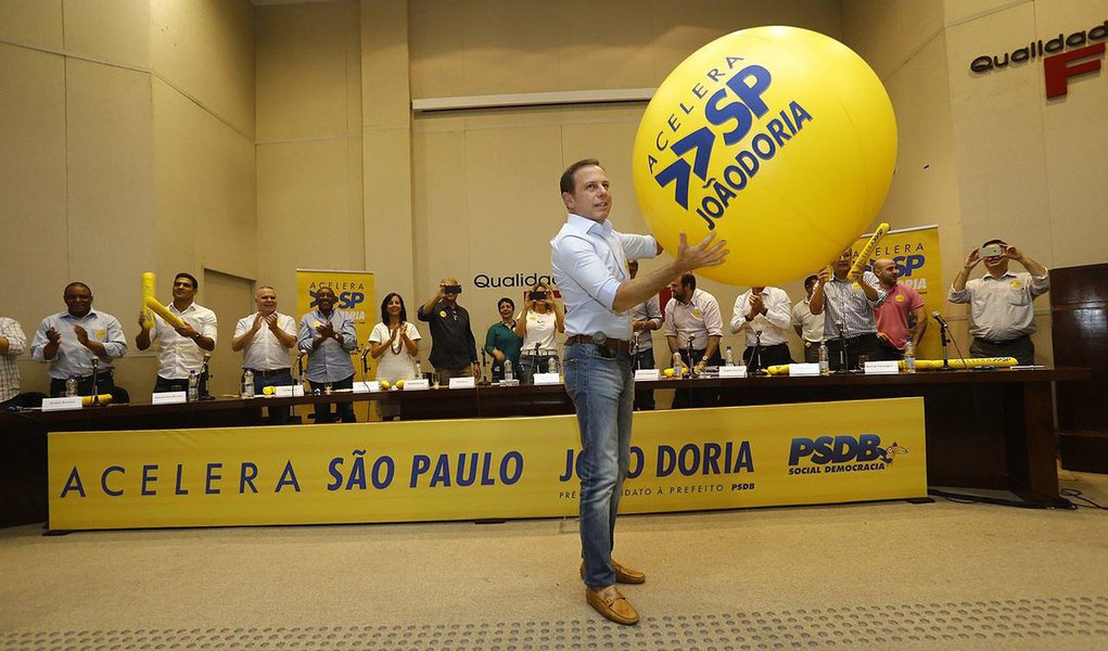 Acusado de "abuso do poder econômico" e de uso da máquina pública, com o loteamento de cargos no Palácio dos Bandeirantes, João Doria pode ter sua candidatura impugnada (Foto: Altamiro Borges) Acusado de "abuso do poder econômico" e de uso da máquina pública, com o loteamento de cargos no Palácio dos Bandeirantes, João Doria pode ter sua candidatura impugnada