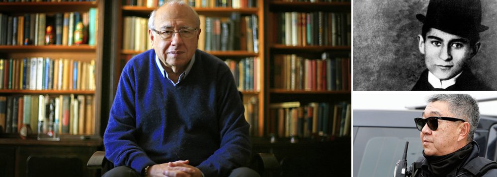 Para o escritor Luis Fernando Verissimo, só no Brasil ou na literatura de Kafka existiria uma personagem como o japonês da federal, que, em prisão domicialiar, só pode sair de casa para prender os outros (Foto: Leonardo Attuch) Para o escritor Luis Fernando Verissimo, só no Brasil ou na literatura de Kafka existiria uma personagem como o japonês da federal, que, em prisão domicialiar, só pode sair de casa para prender os outros