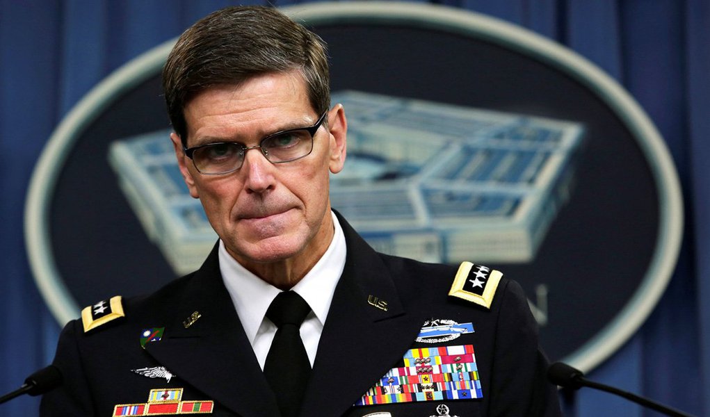 O presidente turco Recep Tayyip Erdogan acusou nesta sexta-feira 29 o chefe do Comando Central dos EUA, General Joseph Votel, de estar "do lado dos golpistas" na Turquia por ter comentado que a turbulência política no país poderia rebaixar a cooperação militar de Ancara com Washington (Foto: Gisele Federicce) O presidente turco Recep Tayyip Erdogan acusou nesta sexta-feira 29 o chefe do Comando Central dos EUA, General Joseph Votel, de estar "do lado dos golpistas" na Turquia por ter comentado que a turbulência política no país poderia rebaixar a cooperação militar de Ancara com Washington