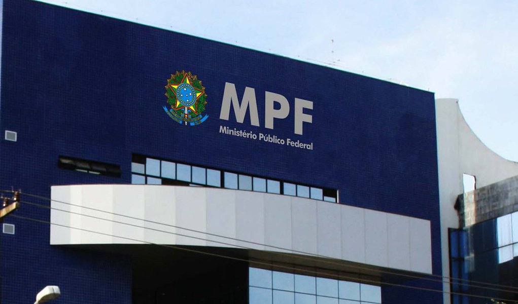 A falta de transparência dos governos municipais está mais uma vez na mira do MPF; a sucursal do órgão federal no Maranhão tem se mobilizado pela implantação e devida atualização dos portais da transparência dos municípios maranhenses, em resposta aos últimos dados do Ranking Nacional da Transparência, que revelou que o estado possui a menor média do país no índice; até o momento, foram propostas 199 ações contra municípios em situação irregular; desse total, 115 partiram da Procuradoria da República no Maranhão (PR/MA) e tiveram como réus 109 municípios (Foto: Leonardo Lucena) A falta de transparência dos governos municipais está mais uma vez na mira do MPF; a sucursal do órgão federal no Maranhão tem se mobilizado pela implantação e devida atualização dos portais da transparência dos municípios maranhenses, em resposta aos últimos dados do Ranking Nacional da Transparência, que revelou que o estado possui a menor média do país no índice; até o momento, foram propostas 199 ações contra municípios em situação irregular; desse total, 115 partiram da Procuradoria da República no Maranhão (PR/MA) e tiveram como réus 109 municípios