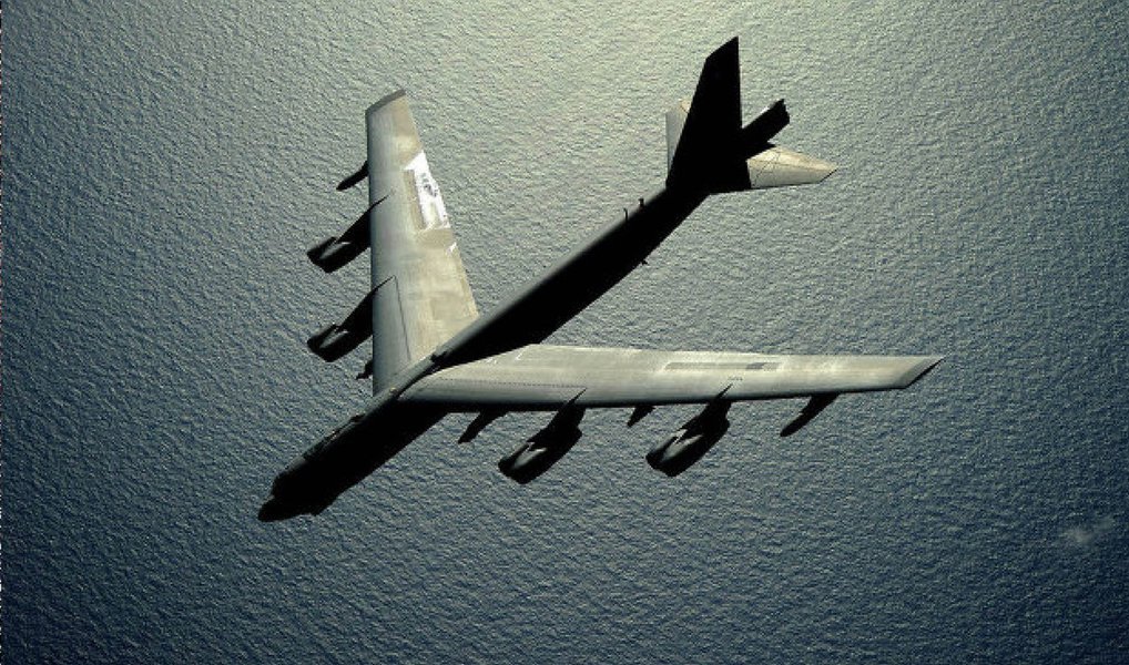 Um P8 Poseidon, avião de reconhecimento antissubmarino dos EUA, se aproximou nesta quarta (15) do litoral da Rússia em meio aos exercícios da OTAN Baltops 2016, ainda em curso perto da fronteira ocidental russo (Foto: Gisele Federicce) Um P8 Poseidon, avião de reconhecimento antissubmarino dos EUA, se aproximou nesta quarta (15) do litoral da Rússia em meio aos exercícios da OTAN Baltops 2016, ainda em curso perto da fronteira ocidental russo