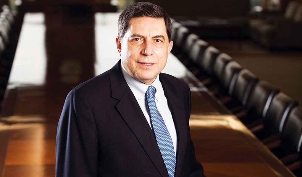 O Bradesco, comandado por Luiz Carlos Trabuco, informou nesta quinta-feira que teve lucro líquido contábil de R$ 4,134 bilhões entre abril e junho, queda de 7,6 por cento sobre igual período do ano passado, apresentando mesma performance em termos ajustados (Foto: Leonardo Attuch) O Bradesco, comandado por Luiz Carlos Trabuco, informou nesta quinta-feira que teve lucro líquido contábil de R$ 4,134 bilhões entre abril e junho, queda de 7,6 por cento sobre igual período do ano passado, apresentando mesma performance em termos ajustados