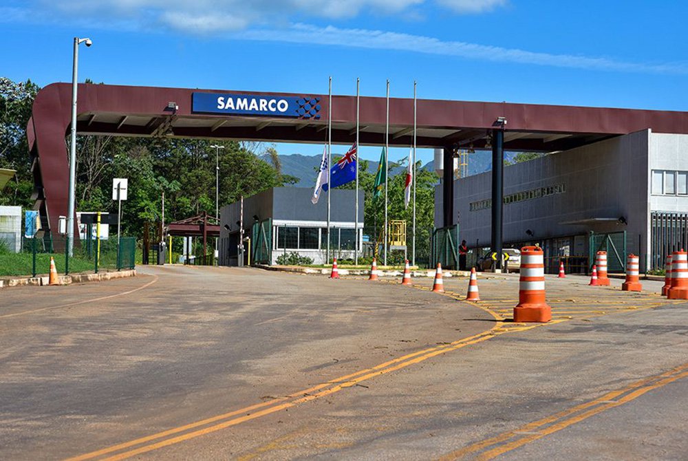 Rretorno das operações da mineradora Samarco até meados de 2017 "sem dúvida alguma" é viável, afirmou o diretor-executivo de Recursos Humanos, Saúde & Segurança, Sustentabilidade e Energia da mineradora Vale, Clovis Torres; Vale é uma das proprietárias da Samarco, em uma joint venture meio a meio com a anglo-australiana BHP Billiton; Samarco interrompeu suas operações após o rompimento de sua barragem de rejeitos de mineração em novembro de 2015; desastre, considerado o maior da história do Brasil em termos ambientais, deixou 19 mortos (Foto: Paulo Emílio) Rretorno das operações da mineradora Samarco até meados de 2017 "sem dúvida alguma" é viável, afirmou o diretor-executivo de Recursos Humanos, Saúde & Segurança, Sustentabilidade e Energia da mineradora Vale, Clovis Torres; Vale é uma das proprietárias da Samarco, em uma joint venture meio a meio com a anglo-australiana BHP Billiton; Samarco interrompeu suas operações após o rompimento de sua barragem de rejeitos de mineração em novembro de 2015; desastre, considerado o maior da história do Brasil em termos ambientais, deixou 19 mortos