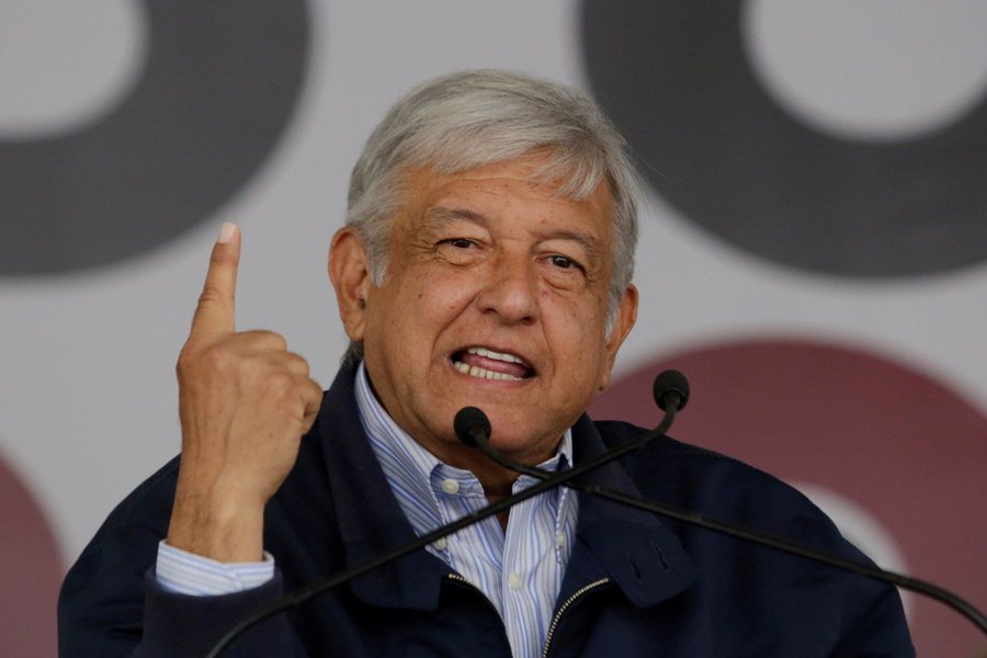 O político mais conhecido da esquerda progressista mexicana está na iminência de finalmente vencer a eleição presidencial em um país-chave para a geopolítica do continente; hostilizado pelo empresariado e depois de duas derrotas consecutivas, Obrador chega forte na reta final da campanha (Foto: Gustavo Conde) O político mais conhecido da esquerda progressista mexicana está na iminência de finalmente vencer a eleição presidencial em um país-chave para a geopolítica do continente; hostilizado pelo empresariado e depois de duas derrotas consecutivas, Obrador chega forte na reta final da campanha