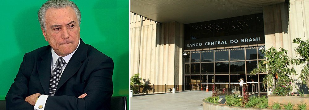 Proposta já foi defendida pelo presidente do senado Renan Calheiros: “É fundamental discutir cenários, reformas institucionais, se vamos ter um BC independente ou não, se vamos restaurar o BC na forma da sua criação”; o senador Romero Jucá (PMDB-RR), que já escolhido para ser o ministro do Planejamento de Temer, também disse que o BC não pode ter uma “leitura apenas monetarista” mas também de desenvolvimento econômico (Foto: Roberta Namour) Proposta já foi defendida pelo presidente do senado Renan Calheiros: “É fundamental discutir cenários, reformas institucionais, se vamos ter um BC independente ou não, se vamos restaurar o BC na forma da sua criação”; o senador Romero Jucá (PMDB-RR), que já escolhido para ser o ministro do Planejamento de Temer, também disse que o BC não pode ter uma “leitura apenas monetarista” mas também de desenvolvimento econômico