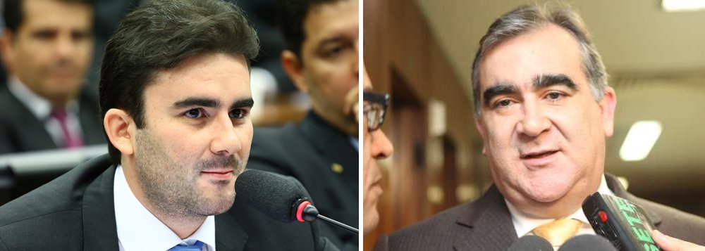 O deputado federal Caio Nárcio (PSDB-MG), filho do Nárcio Rodrigues, ex-presidente do PSDB de Minas, que foi detido, votou pela aprovação do processo de impeachment da presidente Dilma Rousseff na Câmara, em abril; "Por um Brasil aonde meu pai e meu avô diziam que decência e honestidade não eram possibilidade, eram obrigação", afirmou Caio antes de votar a favor do impeachment. O deputado encerrou a fala com a citação: "Verás que um filho teu não foge à luta" (Foto: Leonardo Lucena) O deputado federal Caio Nárcio (PSDB-MG), filho do Nárcio Rodrigues, ex-presidente do PSDB de Minas, que foi detido, votou pela aprovação do processo de impeachment da presidente Dilma Rousseff na Câmara, em abril; "Por um Brasil aonde meu pai e meu avô diziam que decência e honestidade não eram possibilidade, eram obrigação", afirmou Caio antes de votar a favor do impeachment. O deputado encerrou a fala com a citação: "Verás que um filho teu não foge à luta"