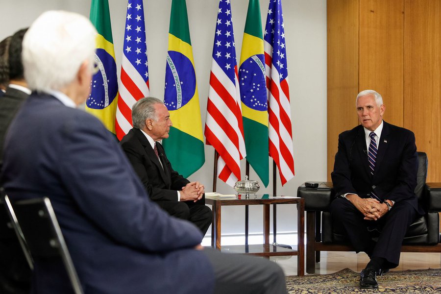 (Brasília - DF, 26/06/2018) Visita do Vice-Presidente dos Estados Unidos, Mike Pence. em visita ao Brasil é recebido por Michel Temer (Foto: Aquiles Lins) (Brasília - DF, 26/06/2018) Visita do Vice-Presidente dos Estados Unidos, Mike Pence. em visita ao Brasil é recebido por Michel Temer