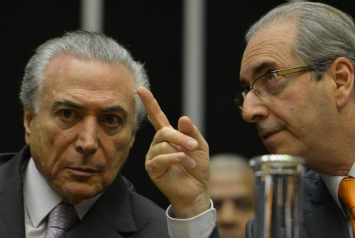 08/07/2015. Cr�dito: Antonio Cruz/Ag�ncia Brasil. Brasil. Bras�lia - DF. O vice-presidente da Rep�blica, Michel Temer, e o presidente da C�mara, Eduardo Cunha, participam da Homenagem P�stuma ao ex-deputado Paes de Andrade. (Foto: Jeferson Miola) 08/07/2015. Cr�dito: Antonio Cruz/Ag�ncia Brasil. Brasil. Bras�lia - DF. O vice-presidente da Rep�blica, Michel Temer, e o presidente da C�mara, Eduardo Cunha, participam da Homenagem P�stuma ao ex-deputado Paes de Andrade.