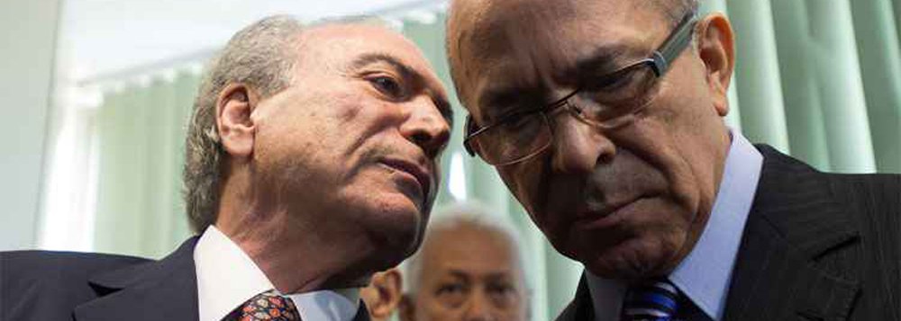 Antes da votação, o ex-ministro Eliseu Padilha (PMDB-RS), operação do vice Michel Temer, disse à colunista Mônica Bergamo que não temia desfalques na sessão; segundo ele, o atraso ou mesmo o cancelamento de voos a Brasília foi solucionado graças a empresários que colocaram aeronaves executivas à disposição para buscar parlamentares onde fosse necessário: "Nós temos aviões para buscá-los" (Foto: Roberta Namour) www.brasil247.com - Antes da votação, o ex-ministro Eliseu Padilha (PMDB-RS), operação do vice Michel Temer, disse à colunista Mônica Bergamo que não temia desfalques na sessão; segundo ele, o atraso ou mesmo o cancelamento de voos a Brasília foi solucionado graças a empresários que colocaram aeronaves executivas à disposição para buscar parlamentares onde fosse necessário: "Nós temos aviões para buscá-los"