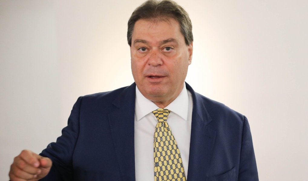 A Justiça Federal negou hoje (25) pedido de liberdade feito pela defesa do ex-senador Gim Argello, preso no dia 12 deste mês, em Brasília, na 28ª fase da Operação Lava Jato; a decisão foi proferida pelo desembargador João Pedro Gebran Neto, do Tribunal Regional Federal da 4ª Região, sediado em Porto Alegre
(Foto: Valter Lima) A Justiça Federal negou hoje (25) pedido de liberdade feito pela defesa do ex-senador Gim Argello, preso no dia 12 deste mês, em Brasília, na 28ª fase da Operação Lava Jato; a decisão foi proferida pelo desembargador João Pedro Gebran Neto, do Tribunal Regional Federal da 4ª Região, sediado em Porto Alegre
